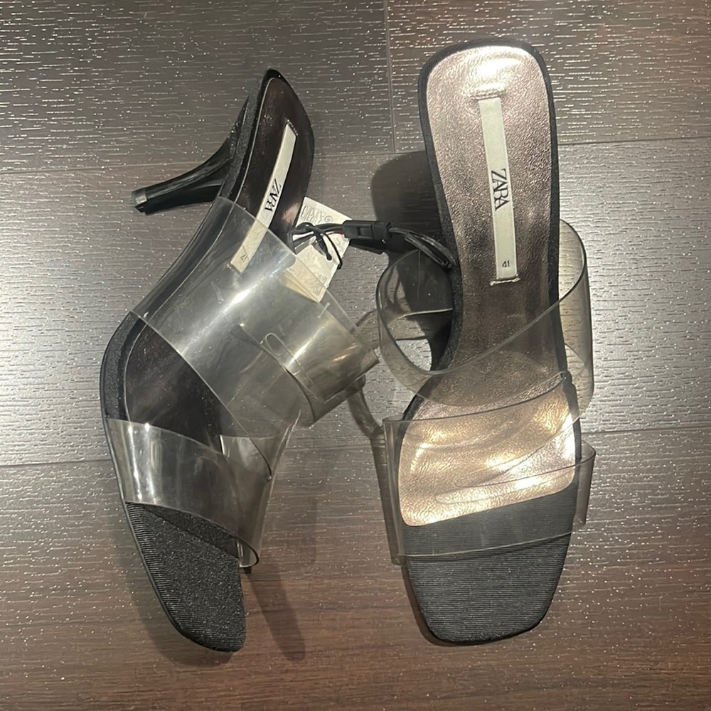 NWT Zara Clear/Black Gorgeous Heels